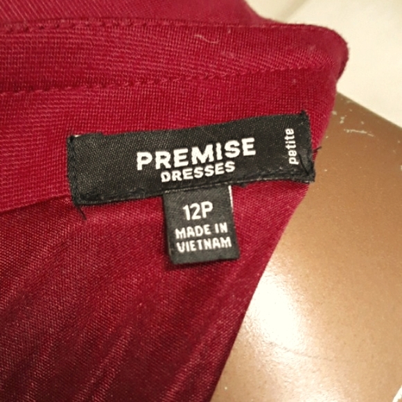 Premise "Keeping it Simple" Merlot Dress - Picture 4 of 4